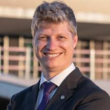 Rose Telles (@RoseTelles10)