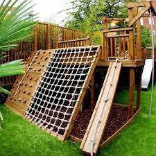 Finden sie gartenartikel, zubehör und deko. Spielgerate Im Garten Tolle Vorschlage Garten Spielplatz Spielhaus Garten Hinterhof Spielplatz