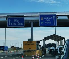 Betroffen ist nur die einreise nach österreich, probleme bei der ausreise gibt es im allgemeinen nicht. Hegyeshalom Aktuelle Grenzsituation Ungarn Osterreich Ungarn Tv Com Reisemagazin Aktuelle Nachrichten