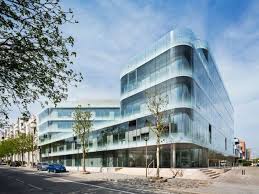Double Peau Vitree Pour Un Navire Amiral Ancre A Suresnes En 2020 Architecture De Facade Architecture Batiments De Bureaux