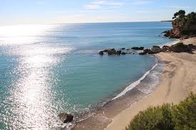 Casa Con Jardin Privado Y Piscina Comunitaria Apartamentos En Alquiler En Mont Roig Del Camp Catalunya Espana