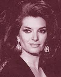 Aurora de ALBA : Biography and movies