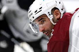 Nazem kadri makes ridiculous move before going topshelf. 6q9grytzml2qdm