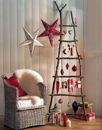 Déco en bois d'olivier pour noël crèche de noël cm décoration noël fabriquée à décoration noël pendentif sapin rondin en bois d'olivier avec écorce un rondin de bois peut vous servir de base de décoration originale de vos murs, tables, pins de noel et d'autres. 40 Idees Pour Realiser Les Meilleurs Decorations De Noel Archzine Fr