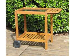 Réalisé avec des plaques en contreplaqué vissées sur une ossature métallique, cette desserte pour plancha offre un grand plan de travail ainsi que de nombreux rangements. Plancha Desserte Bois Fsc 50765