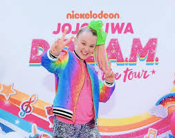 I любовь her she's so adorable! How Old Is Jojo Siwa From Dance Moms Now And What Is She Doing In 2019