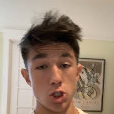 Justin Heilmann's Instagram, Twitter & Facebook