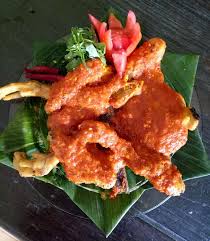 Potongan daging ayam yang dibakar dengan paduan bumbu yang gurih, rasanya tentu pasti enak. Resep Ayam Ingkung Panggang Masakan Mama Mudah