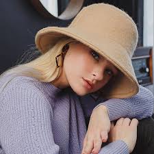 Шляпный роман. MOROSHKA hats