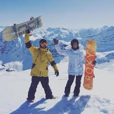 With two olympic medals, countless x games medals, an espn espy award and a fair share of world titles under her belt, torah bright continues to set new standards in the sport of snowboarding. Torah Bright Want To Learn How To Snowboard In The Park Facebook