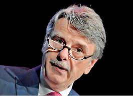 Self-driving car industry needs standards and security: Executives