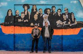 Listen to francesco guccini lyrics sorted by album. Francesco Guccini In Arrivo A Novembre L Album Tributo Note Di Viaggio Rolling Stone Italia