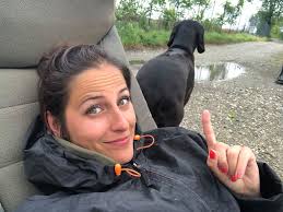 Persönlicher Bodyguard 🤣 Wenn sie dabei ist, kann sich niemand vorbei  schleichen 😜 May I introduce you to my personal bodyguard 🤣 Nobody can  sneak around 😝