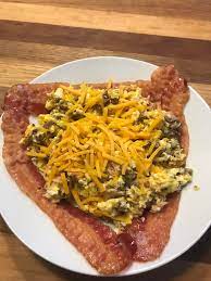 While there is no official recommendation on cheese serving size, the usda recommends about 3 cups of dairy intake per day for healthy adults. My Husband S Post Run Breakfast Bowl Today 1 Oz Shredded Chicken 1 Oz Ham 2 Oz Hot Italian Sausage 3 Eggs 4 Oz Sharp Cheddar Cheese And 3 Slices Of Pre Cooked Bacon Keto Food