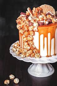 Layer Cake Cheesecake Et Caramel Au Beurre Sale Gourmand Recette Gateau Caramel Gateaux Et Desserts Gateaux Pour Hommes