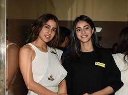 She was born on 30 october 1998. Ananya Panday Feels Healthy Competition Is Fun Says Told Sara Ali Khan She S Fabulous In Coolie No 1 Songs Pinkvilla