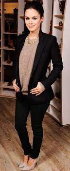 8 Tips For How To Dress For An Interview Society19 Interview Outfits Women Interview Outfit Interview Dress