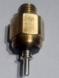 New Genuine Mercedes Benz European Version Temperature Sensor W124 W201 Sender Coolant Temperature Gauge 190d 2 5 190d 2 5 Turbo 250d Turbo 190e E250 Tu Mercedes Benz Mercedes Mercedes Benz Germany