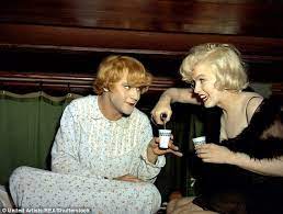Marilyn Monroe S Memory Is Kept Alive By The Stories Of Her Friends Daily Mail Online