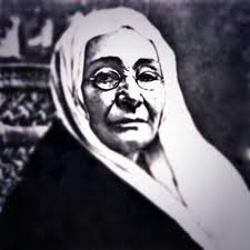 Zübeyde hanım, selanik'te gümrük muhafaza teşkilatı memurlarından ali rıza efendi ile 1871 yılında ve henüz on dört yaşında iken. Zubeyde Hanim Olum Yil Donumunde Aniliyor Enbursa Haber