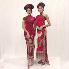 Check spelling or type a new query. Model Baju Dari Kain Jarik Gendong Cara Menggunakan Rok Serut Dan Pilihan 10 Rok Lilit Dengan Aksen Etnik Untuk Tampilan Cantik Nan Unik Bentuknya Yang Simpel Membuat Banyak Orang Jatuh