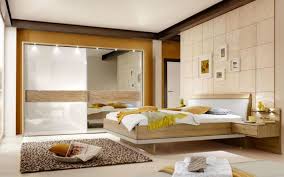 Schlafzimmer aus und mit massivholz. Schlafzimmer 4028 In Eiche Natur Nachbildung Champagner Schrankbreite 300 Cm Liegeflache 180 X 200 Cm Online Bei Hardeck Kaufen