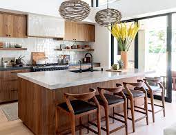 Perfect for a countertop, side table or office desk, this small but mighty fan adds a decorative touch on any surface it graces. 17 Gorgeous Midcentury Modern Kitchen Ideas That Never Go Out Of Style