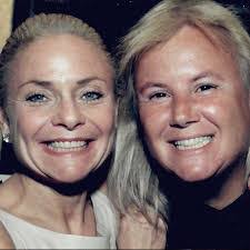 Ann Blum's Instagram, Twitter & Facebook