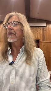 Howard Creek Church was live.