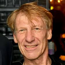 Richard Darling's Instagram, Twitter & Facebook