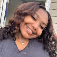 Regine Williams (@RheddBhabiee)