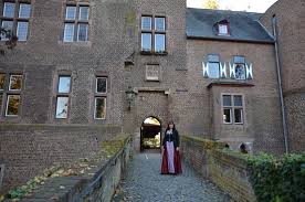 Komplettladung von erftstadt nach burg. Aufgang Zur Burg Picture Of Golf Burg Konradsheim Erftstadt Tripadvisor
