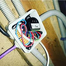 Comment Domotiser Deux Portes De Garage Avec Un Meme Module Zwave Cest Le Guide Du Jour Sur Domo Blog Fr Venez Nous Lire Do Home Appliances Vacuums Cleaners