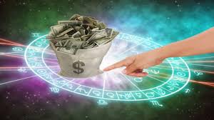 In the lottery of the stars, some are the big winners! Complete Horoscope For 2021 The Signs That Will Be Filled With Money Next Year