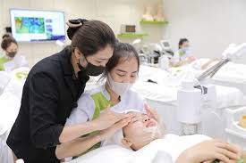 Học Nghề Làm Đẹp: Lựa Chọn Tốt Cho Tương Lai