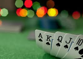 También hay juegos de cartas para dos personas con baraja de poker. Un Algoritmo Con La Estrategia Perfecta Para Ganar Siempre Al Poker