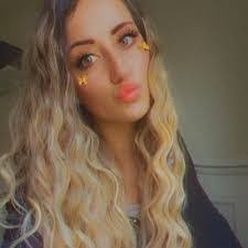 Madeline Watts's Instagram, Twitter & Facebook