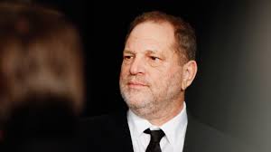 Weinstein stämmer sitt företag för att få ut sina mejl