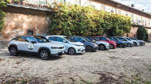 Desain garasi rumah muat 2 mobil 29. Tips Membuat Garasi Mobil Sederhana Rumah Kecil Juga Bisa