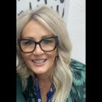 Pamela Diehl's Instagram, Twitter & Facebook