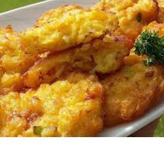 Memulai cara menanam jagung yang berkualitas, tentu sangat berpengaruh dengan kualitas perawatannya. Cara Mudah Buat Cucur Jagung Sedap Rangup