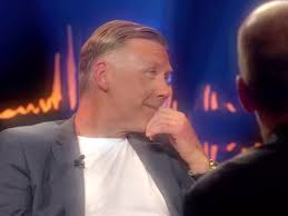 Världens finaste Micke 🥹 #mikaelpersbrandt #persbrandt #gunvaldlarson  #foryou #fördig #fyp #skavlan #svenskaeditz