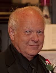 Robert Mccue's Instagram, Twitter & Facebook