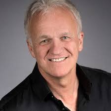 Thomas Ludewig's Instagram, Twitter & Facebook