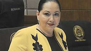 Agentes anticorrupción llevaron legajos de hija de la diputada Perla de  Vázquez