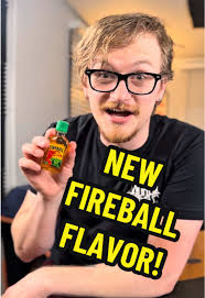 Nuevo Sabor de Fireball: ¡Cinnamon Apple!