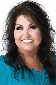 Kim Mortensen's Instagram, Twitter & Facebook