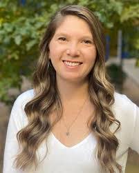 Courtney Skillman's Instagram, Twitter & Facebook