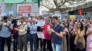 Mumbai News: Mulund Residents Hit Streets In Protest Against BMC's Plan To  Relocate PAPs In Their Locality