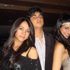 Jai Anmol Ambani The Media Shy Scion Of Billionaire Anil Ambani Anil ambani 's son jai anmol ambani has been appointed as the executive director of reliance capital limited. jai anmol ambani the media shy scion